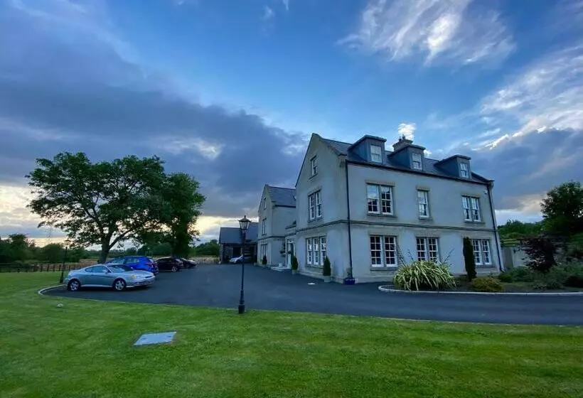 تختخواب و صبحانه Bailey S Court, Guest Accommodation