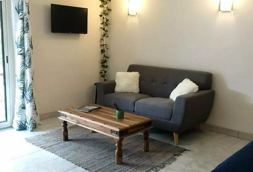 Aamiaismajoitus (B&B) La Case O Zoizos