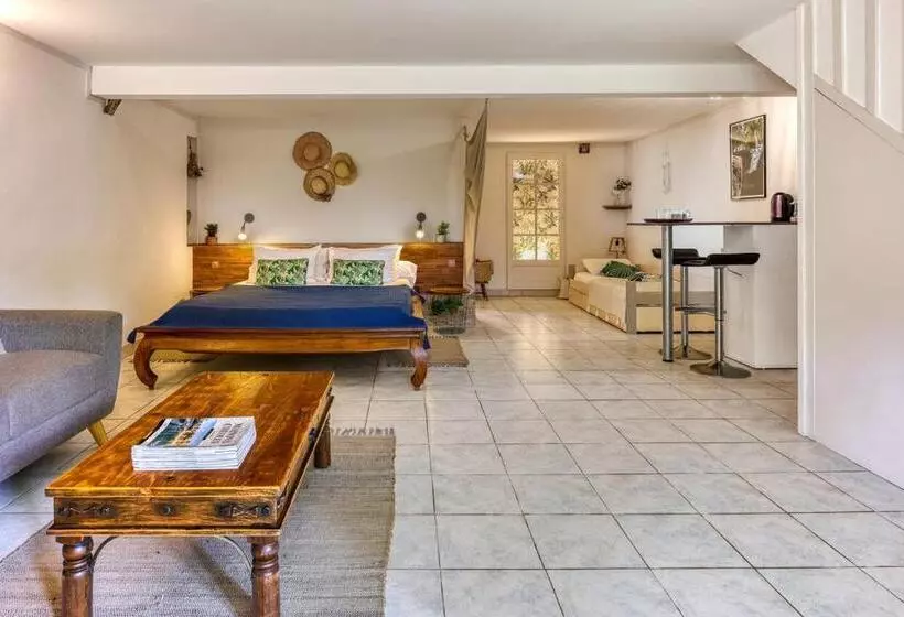 Aamiaismajoitus (B&B) La Case O Zoizos