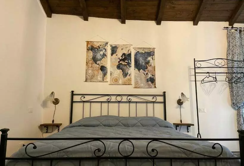 Aamiaismajoitus (B&B) La Corte Segreta Tivoli