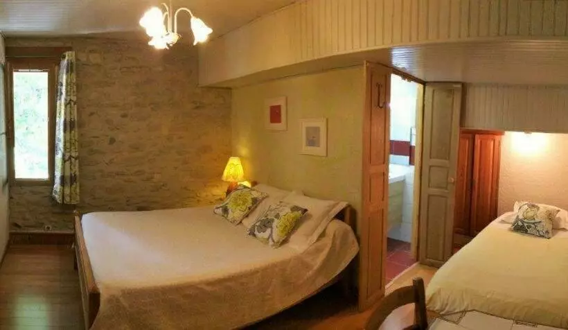 ベッドアンドブレックファースト La Mare Chambres D Hôtes Chaix Accueil