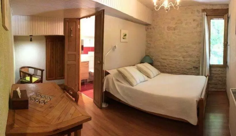 ベッドアンドブレックファースト La Mare Chambres D Hôtes Chaix Accueil