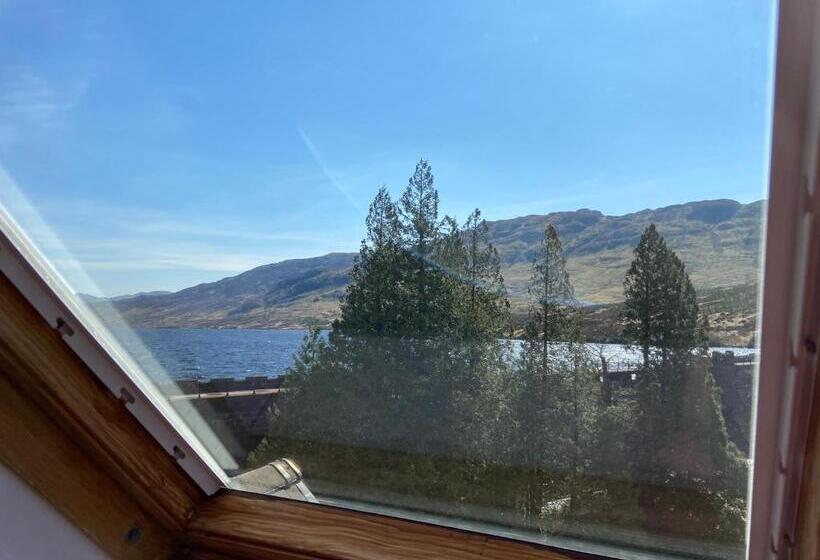 تختخواب و صبحانه Loch Arklet House