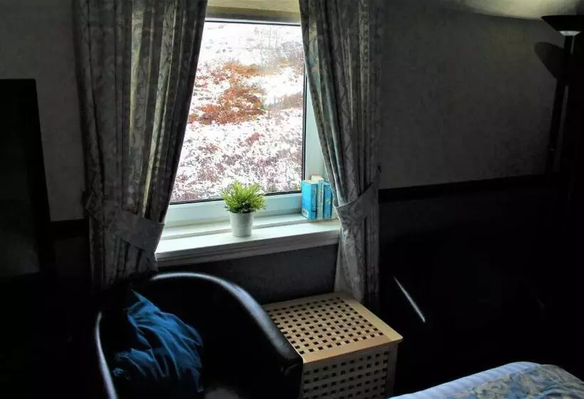 تختخواب و صبحانه Loch Arklet House