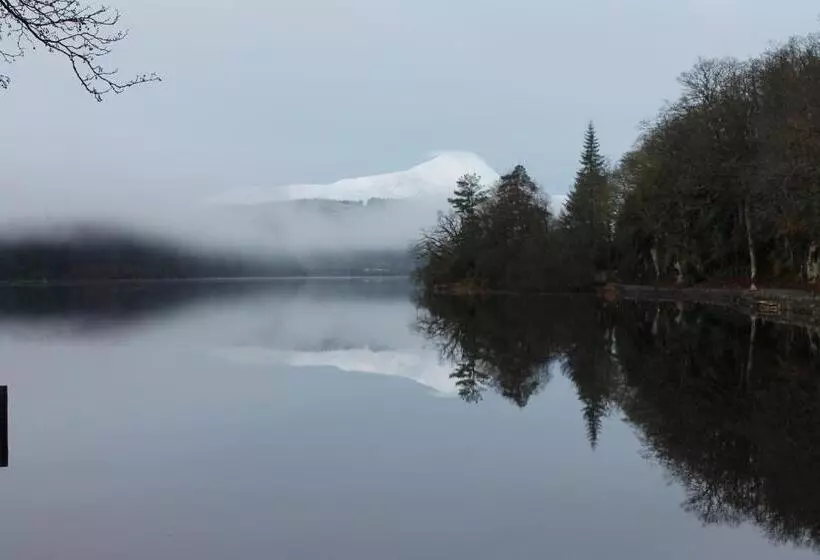 تختخواب و صبحانه Loch Arklet House