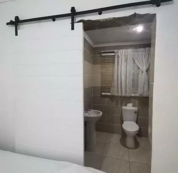 Aamiaismajoitus (B&B) Oteng Lifestyle Bnb