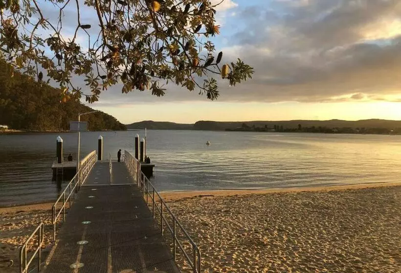 Majatalo Agapi On Cambridge