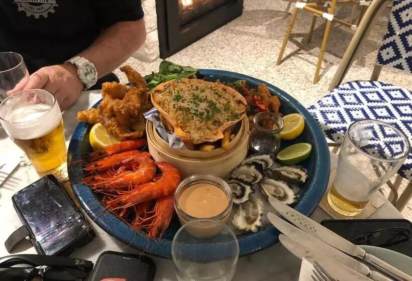 Majatalo Agapi On Cambridge