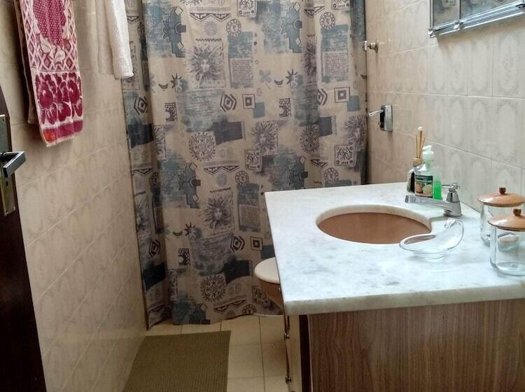 Пансион Casa 230 Pousada & Hostel