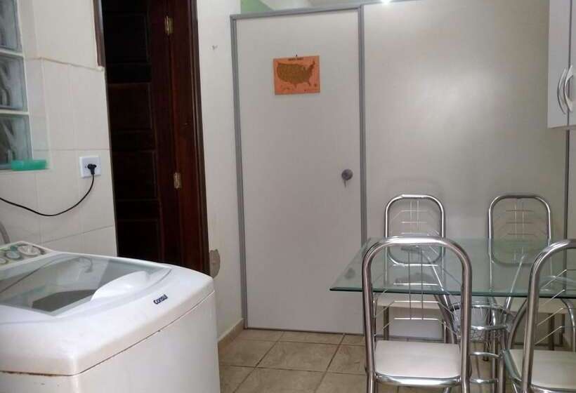 Пансион Casa 230 Pousada & Hostel