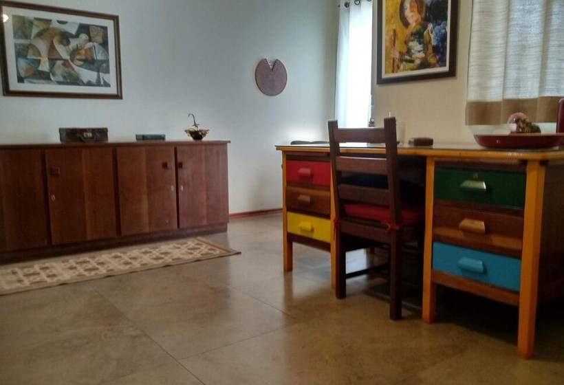 Пансион Casa 230 Pousada & Hostel