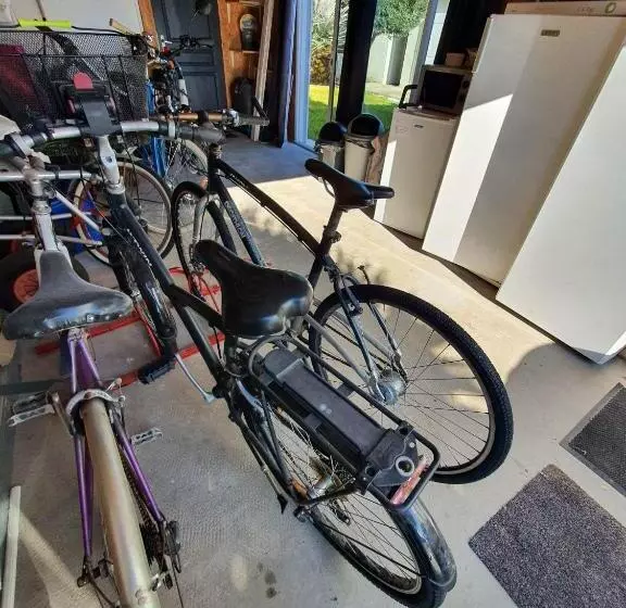 پانسیون Chambre Et Salle D Eau Dans Dépendance 20 M2, Vélos