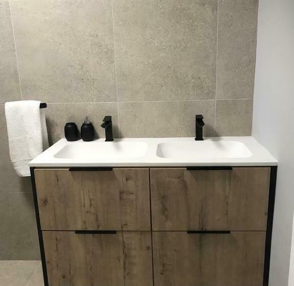 بنسيون Hilton Bella Vista