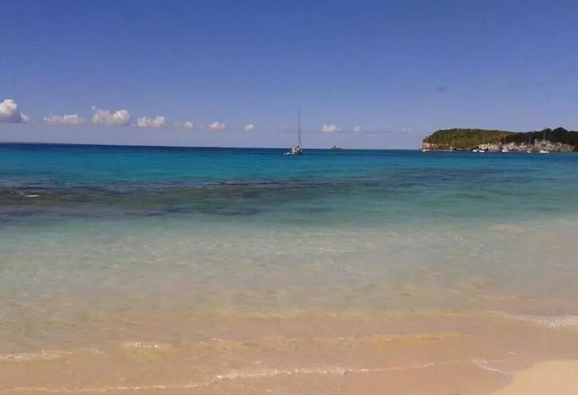 پانسیون Le Temps D Une île