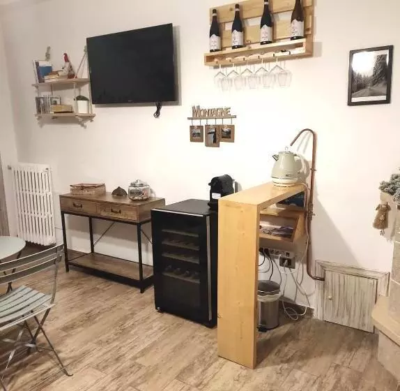 Aamiaismajoitus (B&B) Forese House