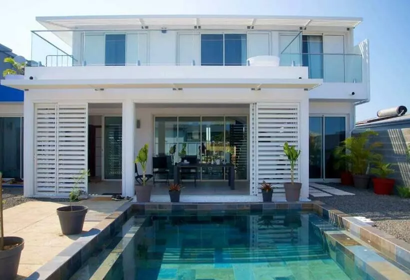 تختخواب و صبحانه Maison Tonga Piscine   Jacuzzi Confort