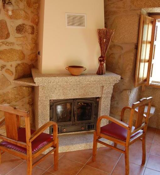 هتل Casa Da Carriça Serra Da Estrela