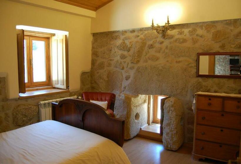 هتل Casa Da Carriça Serra Da Estrela