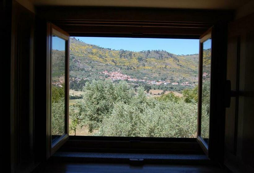 هتل Casa Da Carriça Serra Da Estrela