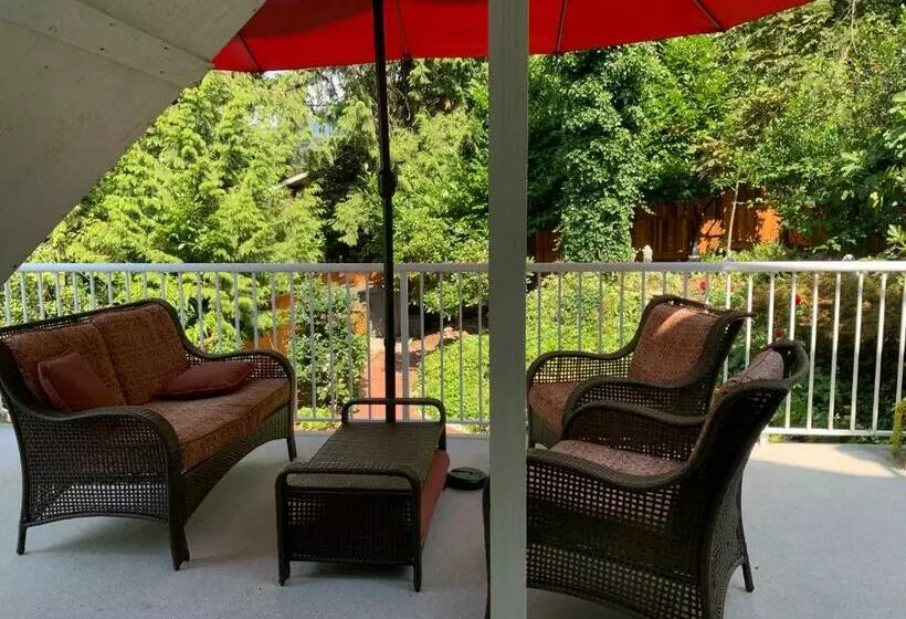 Majatalo Beautiful Modern Suite