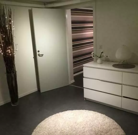 Majatalo Lägenhet Centralt I Värnamo Vid Apladalen