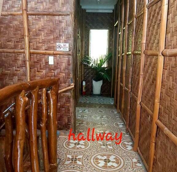 هاستل Ryj S Inn