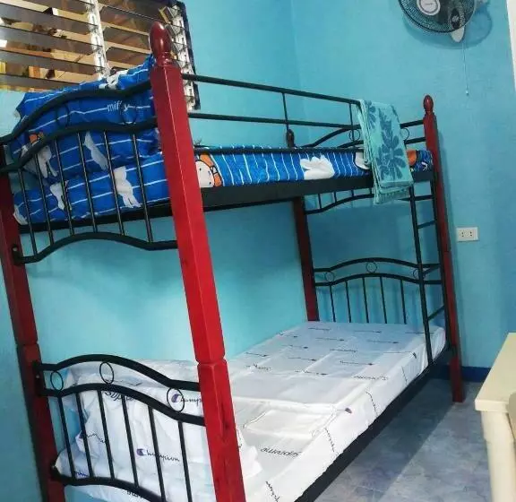 هاستل Ryj S Inn