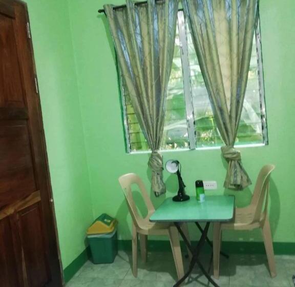 هاستل Ryj S Inn