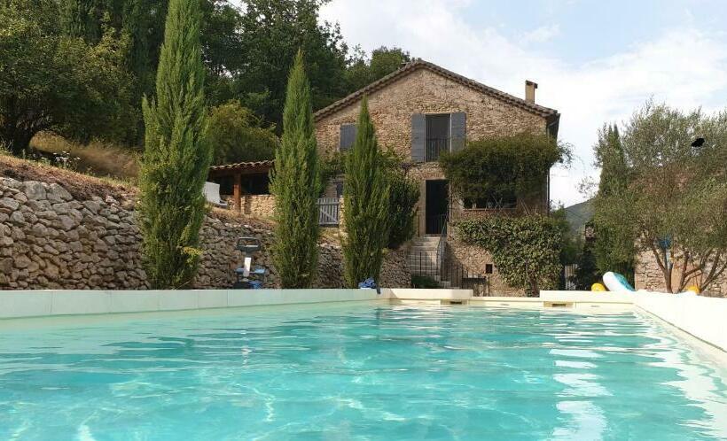 مبيت وإفطار Le Ptit Cottage