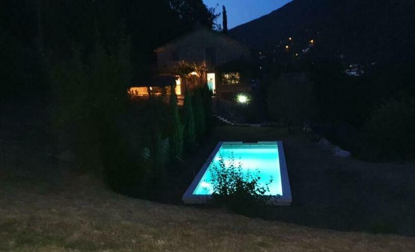 مبيت وإفطار Le Ptit Cottage