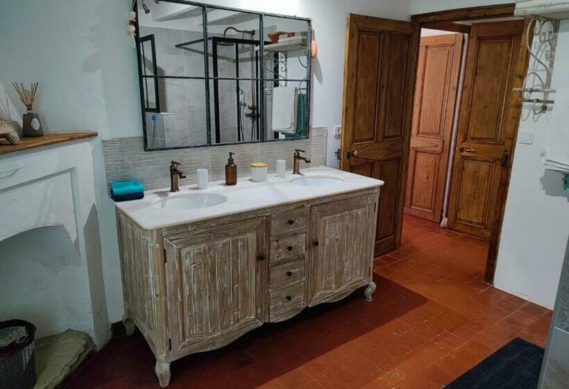 مبيت وإفطار Le Ptit Cottage