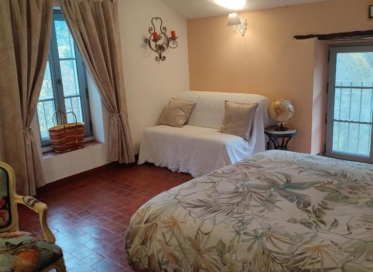 مبيت وإفطار Le Ptit Cottage