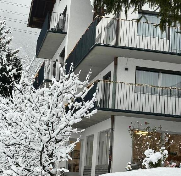 민박 Pension Alpina