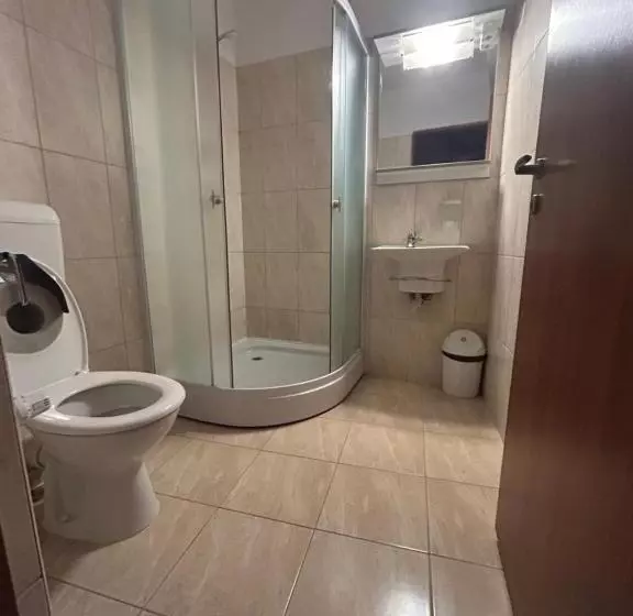 پانسیون Motel Al Capone