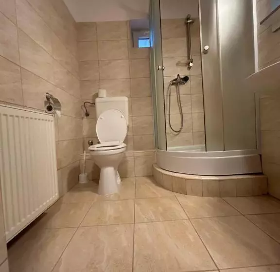 پانسیون Motel Al Capone