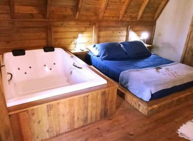 پانسیون Pousada Chalé Suiço Bombinhas