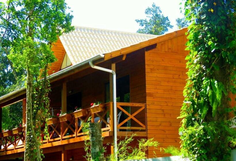 پانسیون Pousada Chalé Suiço Bombinhas