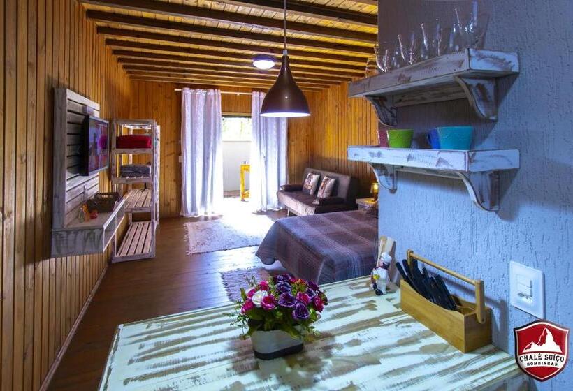 پانسیون Pousada Chalé Suiço Bombinhas