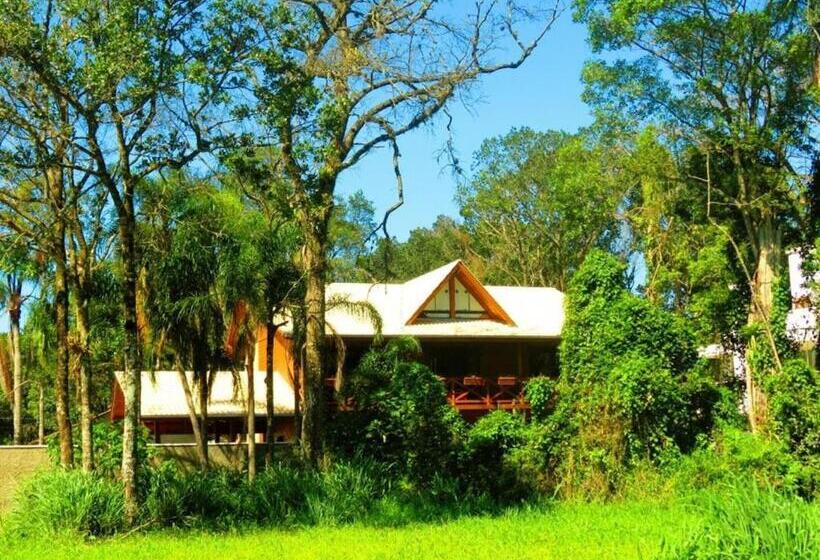 پانسیون Pousada Chalé Suiço Bombinhas