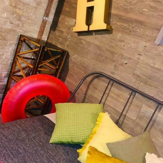 پانسیون Les Chambres Atypiques De Nico Bush Parking Sécurisé Vélos