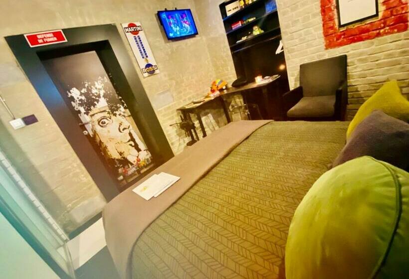 پانسیون Les Chambres Atypiques De Nico Bush Parking Sécurisé Vélos