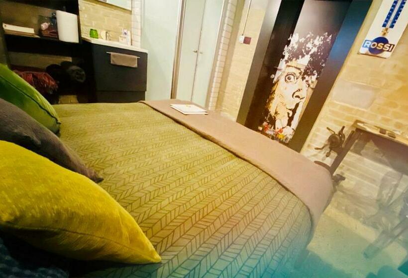 پانسیون Les Chambres Atypiques De Nico Bush Parking Sécurisé Vélos