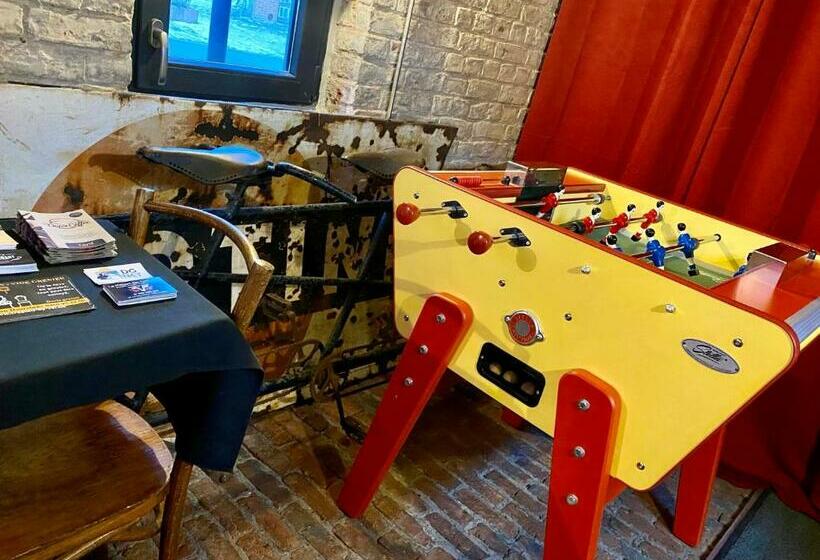 پانسیون Les Chambres Atypiques De Nico Bush Parking Sécurisé Vélos