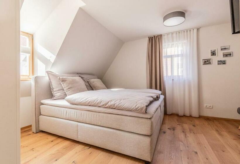 Pensão Maindrei Schlafen Am Fluss