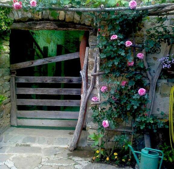 مبيت وإفطار Il Glicine