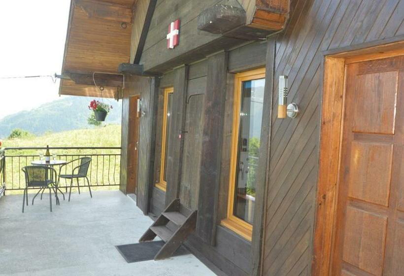 Bed and Breakfast Le Petit Chalet Leard