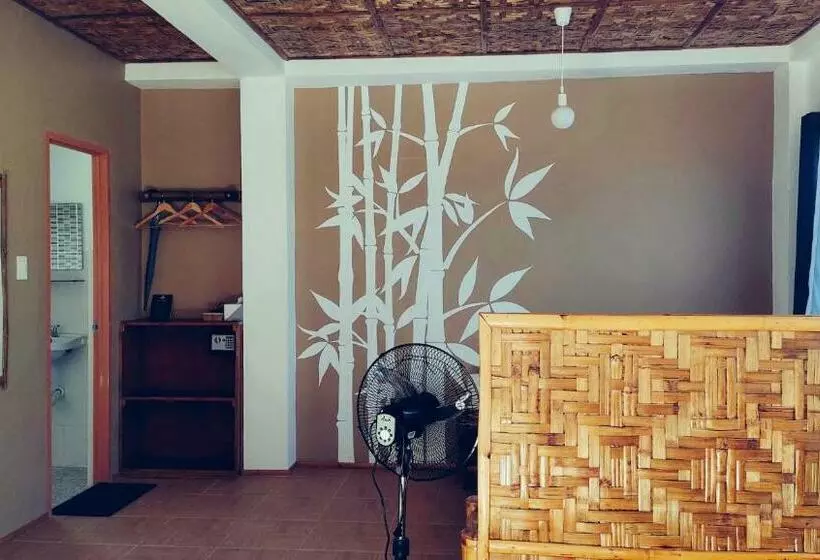 هتل Anahaw Seaside Inn