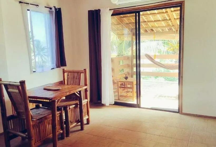 هتل Anahaw Seaside Inn