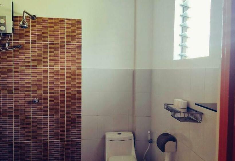 فندق Anahaw Seaside Inn