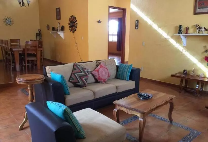 Hotelli Villa Las Campanas